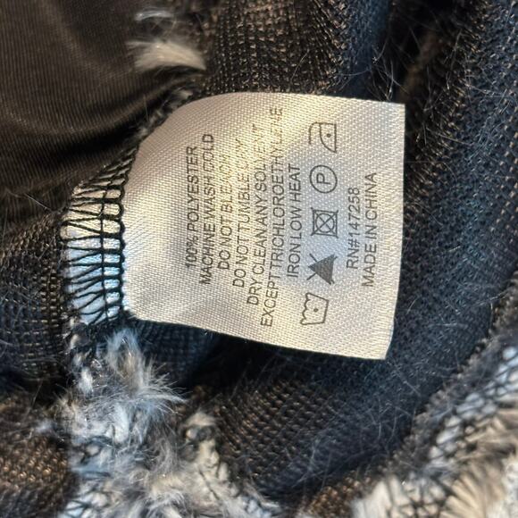 Simply Southern Fuzzy Sherpa Pullover Gray Textured Quarter Zip Women’s Medium - Picture 6 of 6